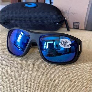 NWT Costa Montauk Sunglasses